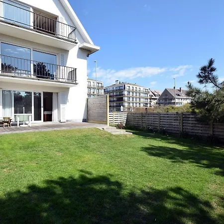 Daire Private Garden Near Sea *