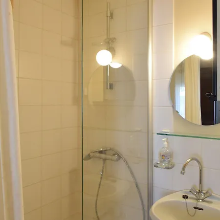 Apartment Private Garden Near Sea *